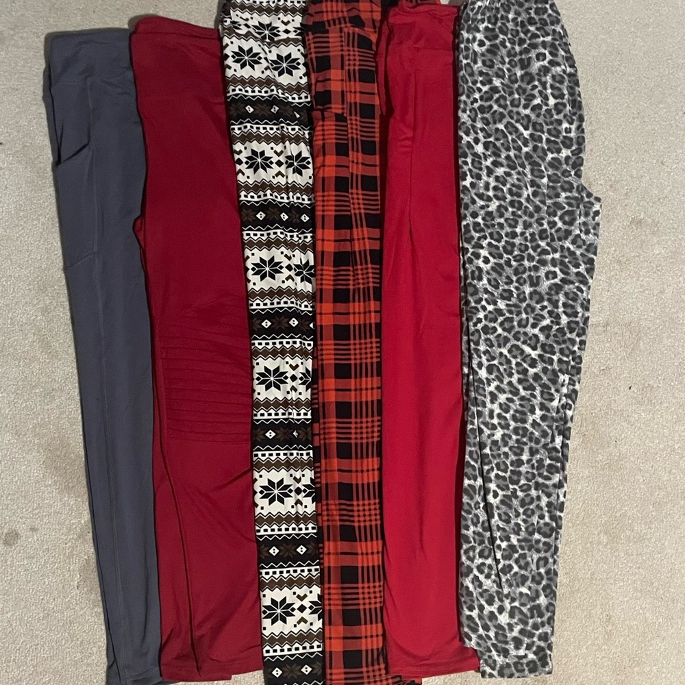 Assorted Women’s Leggings Set L/LX